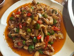 -大众跷脚牛肉馆·非遗传承单位(峨眉山店)