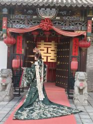 -城市花园婚纱摄影