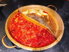 -沸炉重庆老火锅(军事博物馆店)