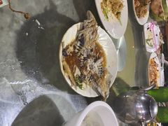 -四川小胡子海鲜(丁村万人海鲜广场店)