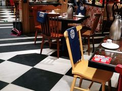 大堂-江边城外烤全鱼(方庄时代购物中心店)