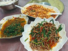 -洪霞餐馆