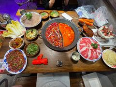 -萍姐火锅·公路夜市(武汉首店)