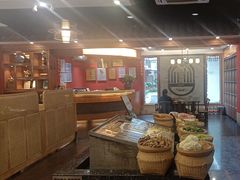 -围龙屋客家食府(福田店)