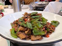 辣椒炒土猪肉-九头鸟酒家(四道口店)