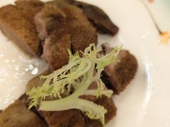 -龙悦湾酒家·八阵鱼生·渔人码头店