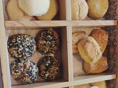 -八府香鸭·啫啫煲(华山路店)