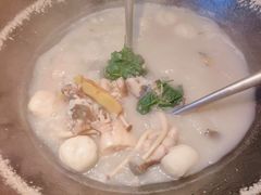 -陈大锅·岳阳鱼馆·地道岳阳菜(美食街店)