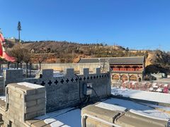 -采薇庄园四季滑雪场