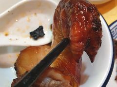 -东方之猪四更烤乳猪(金垦总店)