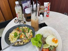-邢泰记
