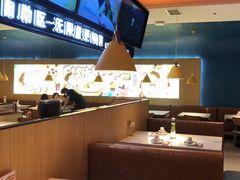 大堂-小鱼小牛·鱼牛干锅·脆鱼火锅(世欧广场店)