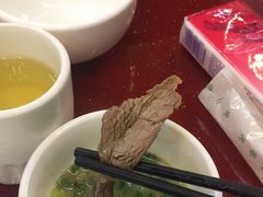 -老石黑山羊毛驴肉火锅(金凯广场店)