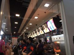 -麦当劳(深圳北站高铁店)