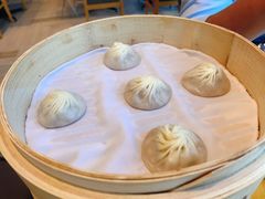 特色小笼包-鼎泰丰(嘉年华•海信广场VILLAGE店)