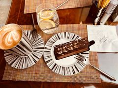 -上海和平饭店维克多咖啡厅 Victor's