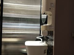 -肯德基(东安路站店)