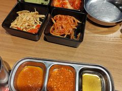 -青瓦炭韩潮烤肉(花园道店)