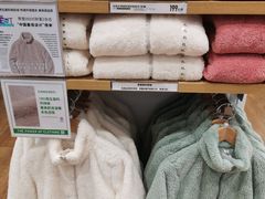 -优衣库(上海虹口龙之梦店)