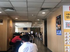 -麦当劳(军博店)