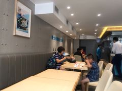 -灵芝妹子海鲜米线(劳动公园店)
