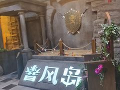 -暴风岛沉浸式体验馆(百联世纪店)