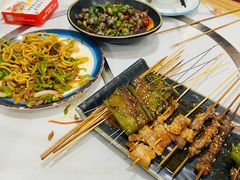 -东北酱骨饺子铁锅炖(万达总店)