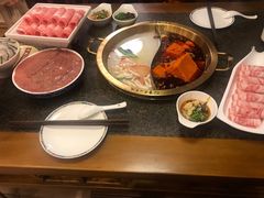 -小天鹅火锅·一线江景洪鼎旗舰店(洪崖洞店)