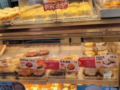 -鲍师傅糕点(江苏路店)