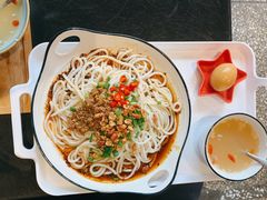 大王炸酱米粉-大王油茶(二厂文创公园店)