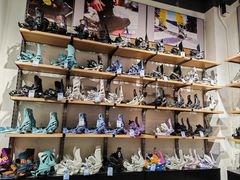 -4+2肆加贰雪具库(上庄店)