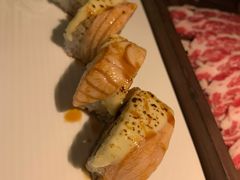 火炙三文鱼芝士卷-山葵家·创意料理(万象汇店)