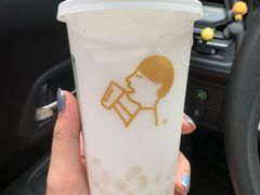 -喜茶(东莞雍华庭店)