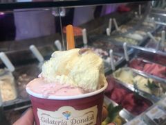 -Gelateria Dondoli