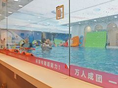 -龙格亲子游泳·水育早教运动中心(龙湾天街店)