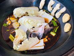 -忆乡情铁锅炖鱼饭店(延庆店)