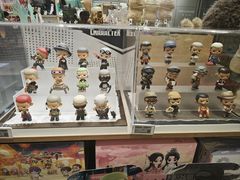-泡泡玛特POPMART(杭州乐堤港店)