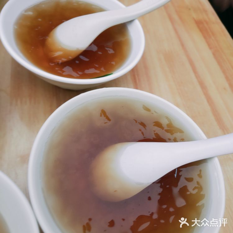 本来准备去秒杀结果时间没把握好没秒到，然后就来吃这家