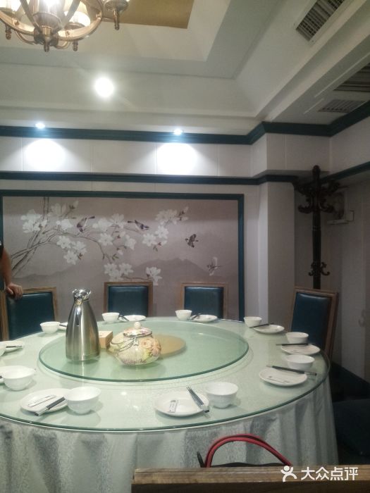 三清食坊(库尔勒汇嘉时代广场店)包厢图片