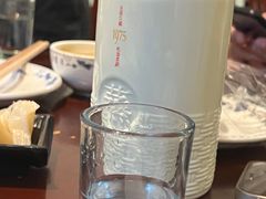 -洞庭洲·防空洞火锅·烧烤·铜锅涮肉(新百广场店)
