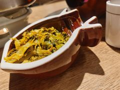 酸菜肥肠-聚鑫朋酸菜肥肠(文艺路口店)