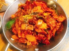 鱿鱼炒五花肉-富乐满韩国正宗炸鸡韩国料理(虹泉路店)