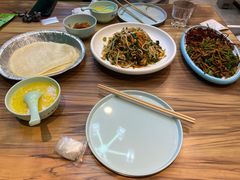 -合合春饼·酱骨·东北菜(潘家园店)