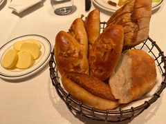 -Wolfgang’s Steakhouse 沃夫冈牛排馆(上海白玉兰广场店)