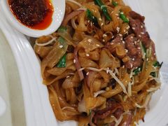 广式炒牛河-鼎珑点心仔(燕塘店)