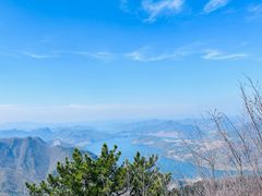 -九鼎铁刹山风景区