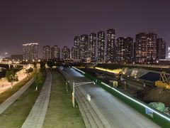 -南京眼步行桥