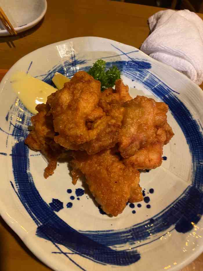 天手古舞居酒屋(思南路店)-"肥肠锅汤头鲜美牛肠过肥了 喝的时候要不