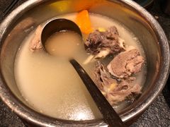 宁夏盐池滩羊手抓肉-丝路金桃·新疆菜(徐汇店)