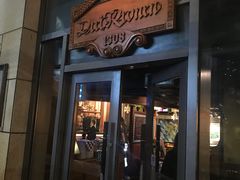 -皇冠自酿啤酒坊(中国红街5号楼店)